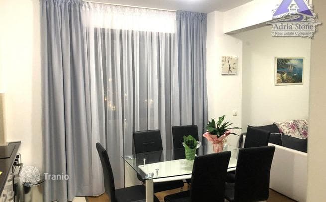 1-Bedroom Apartment 200 m from the Beach in Budva, Montenegro, photo 2