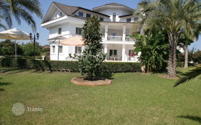 4-Bedroom Villa in Kemer, Turkey