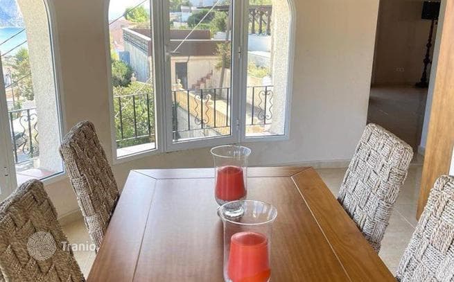 3-комнатный коттедж 210 м² в Кальпе, Испания, фото 3