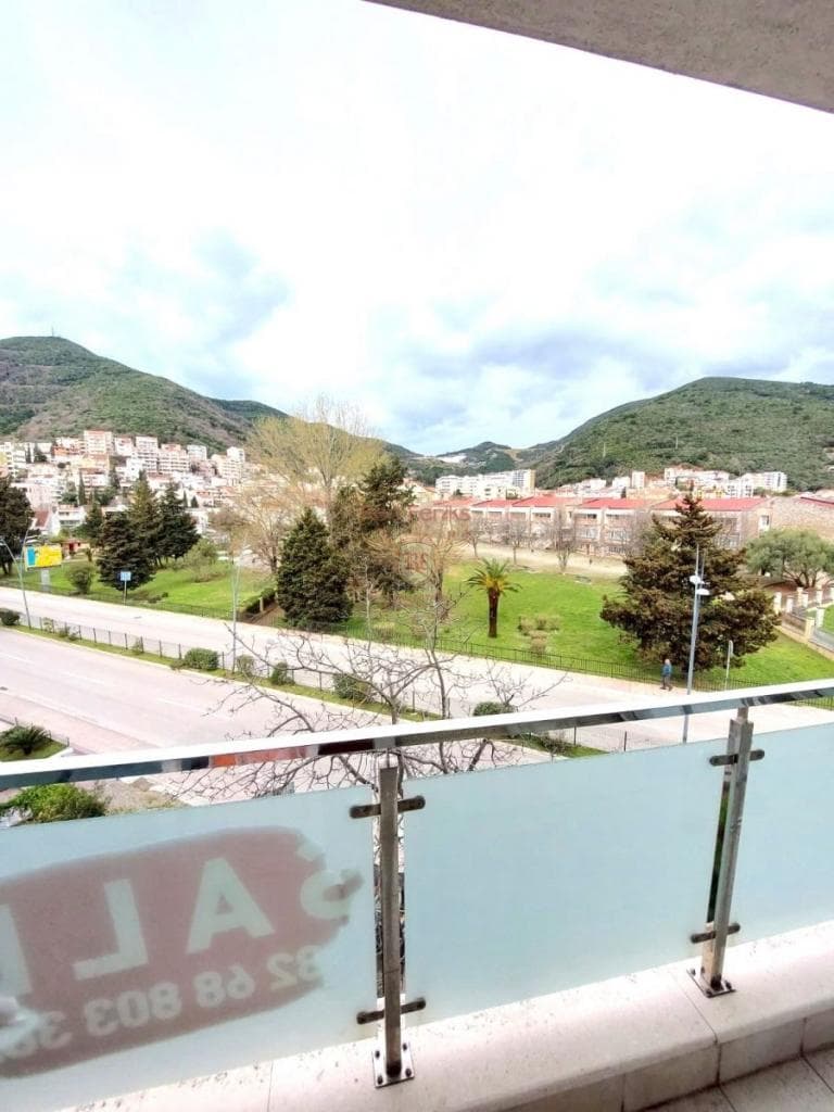 Квартира в Будве, Черногория, 54 м²