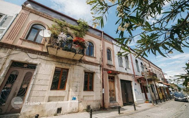 2-Bedroom Apartment in Historic Batumi City Center