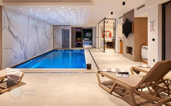 12-Bedroom Villa with 1,140 m² in Split, Croatia, photo 2