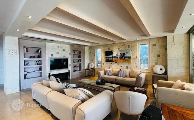 Luxury Waterfront Villa with Private Pool and Beach in Bodrum, photo 5