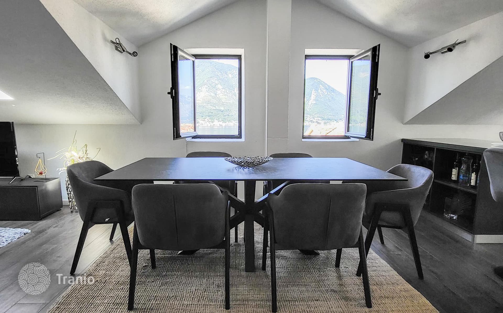 2-Bedroom Apartment in Dobrota, Budva
