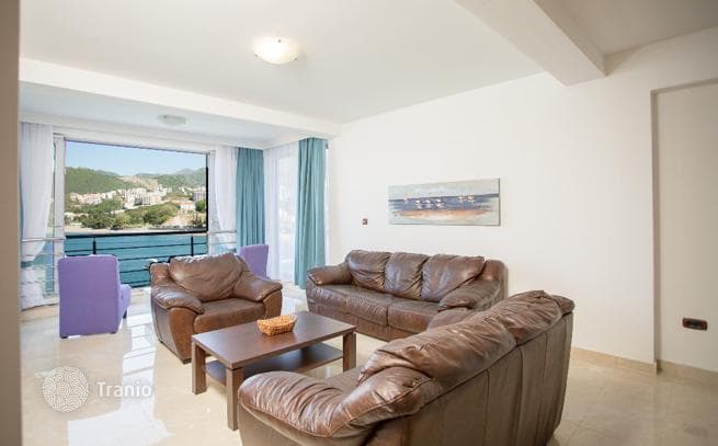 2-Bedroom Apartment with Sea View in Rafailovici, Budva, photo 5