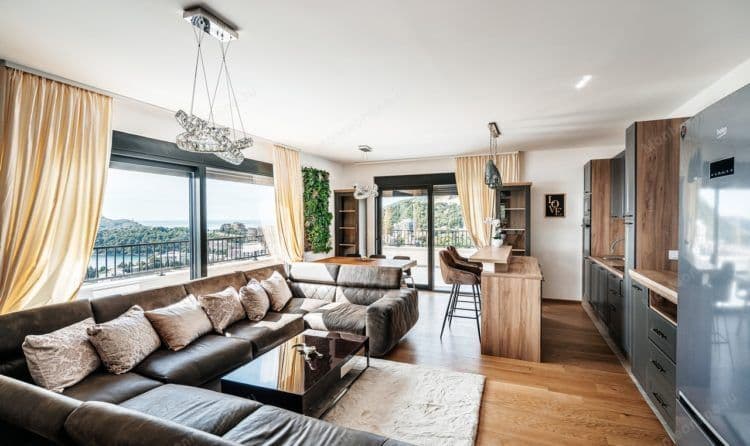 2-Bedroom Apartment in Becici, Budva, photo 2