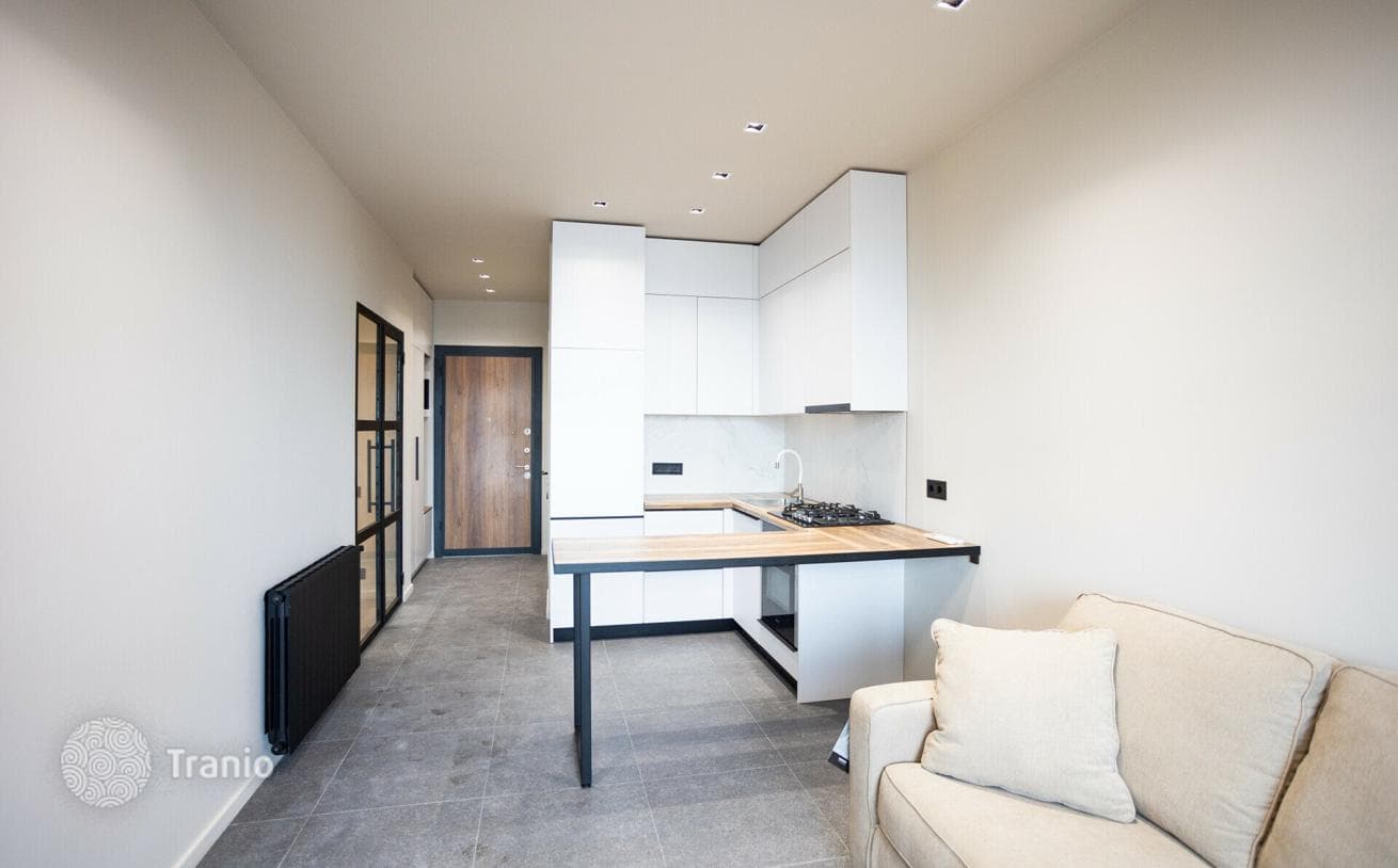 1-Bedroom Apartment with City, Mountain and Sea Views in Batumi, photo 3