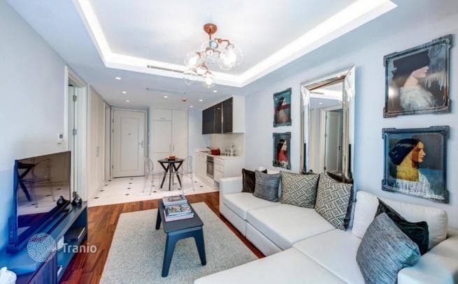 Bright Apartments with Shared Pool in Istanbul, Turkey, photo 4