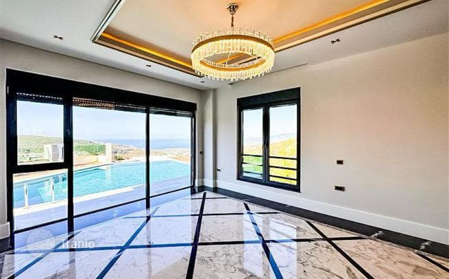 3-Bedroom (4+1) Townhouse with Private Pool in Kargicak, photo 5
