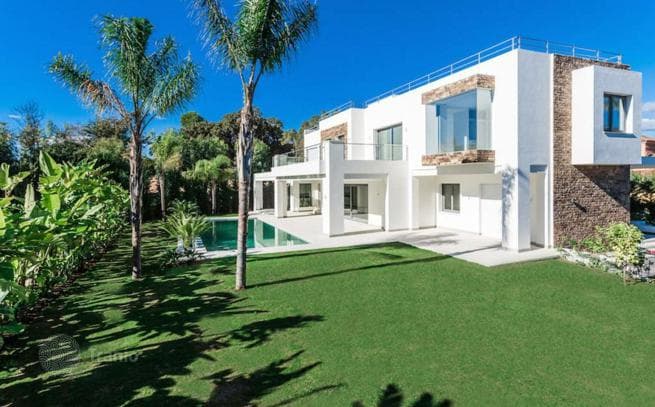 5-комнатная вилла 700 м² в Малаге, Испания, фото 4