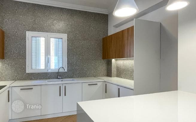 Просторные апартаменты с двумя балконами, Афины, Греция, фото 5