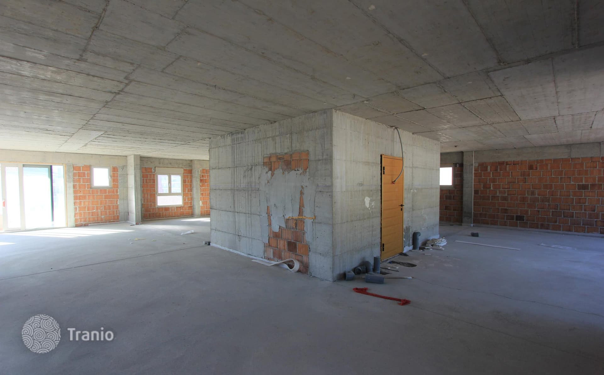 Penthouse with Roof Terrace in Central Budva, photo 3