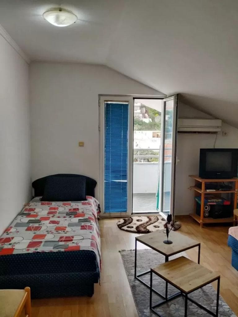 Квартира в Будве, Черногория, 33 м²