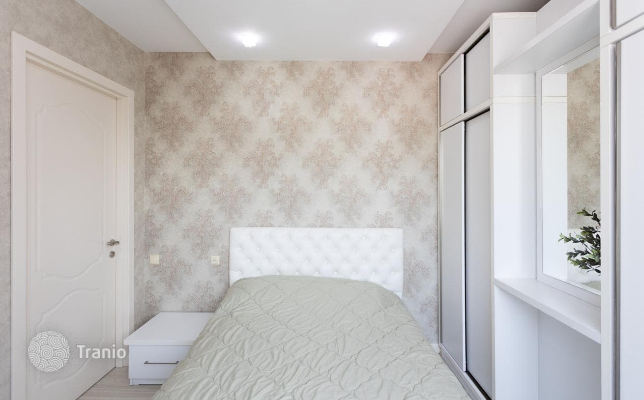 Apartment with Modern Renovation in Batumi City Center, photo 2