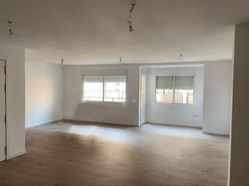 Апартаменты в Валенсии, Испания, 210 м²