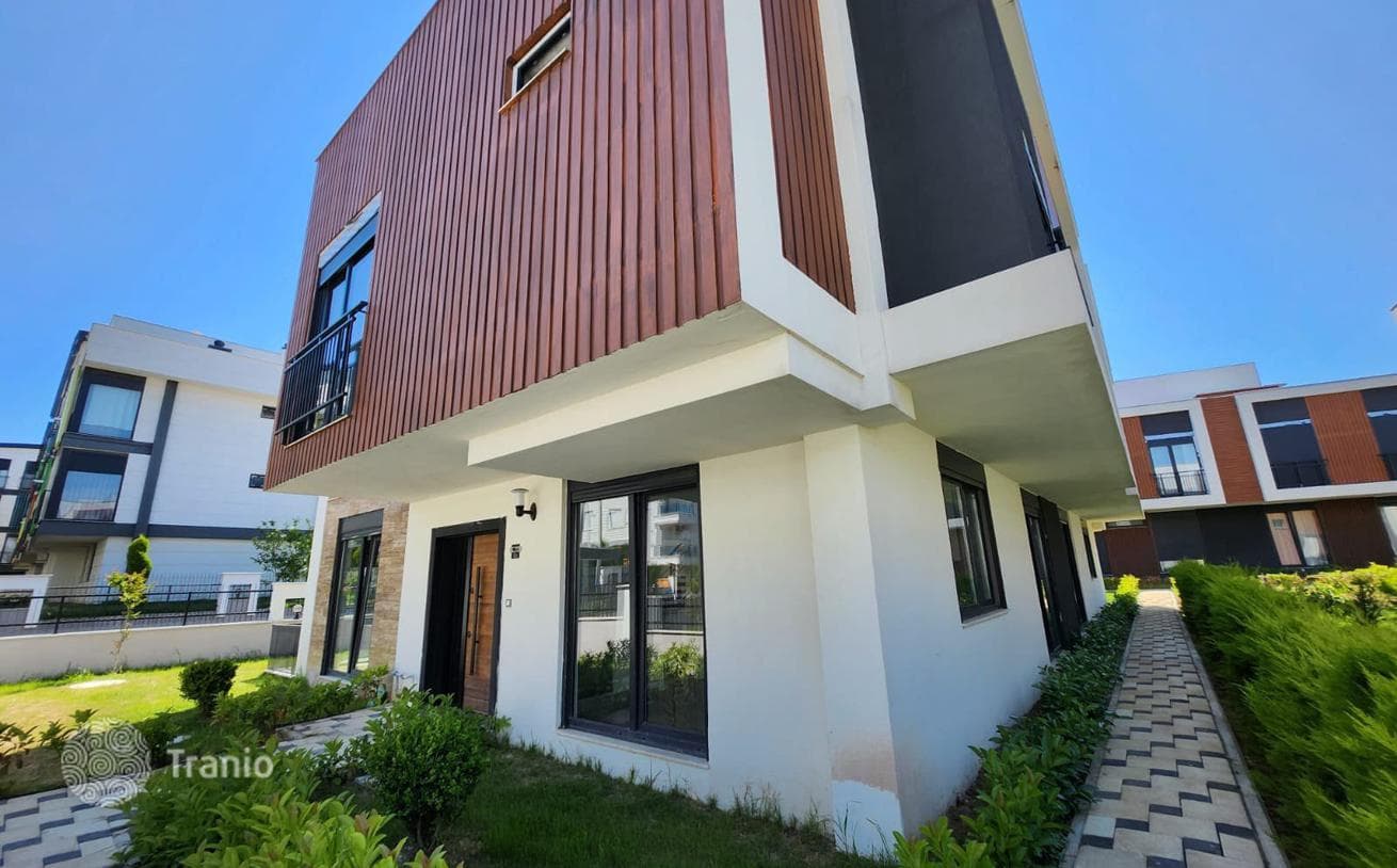 4-Bedroom (4+1) Luxury Villa with Garden in Lara, Antalya, photo 4