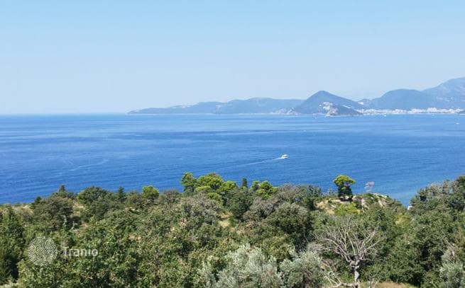 2-Bedroom Villa with Sea View in Budva, photo 4