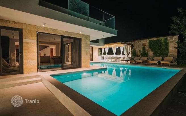 4-Bedroom Villa in Privlaka, Zadar