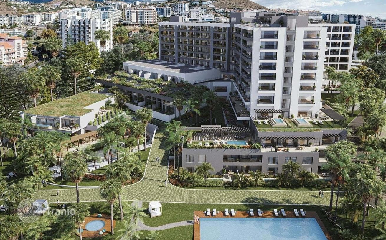 1-Bedroom Apartment with Sea View in Funchal, Madeira