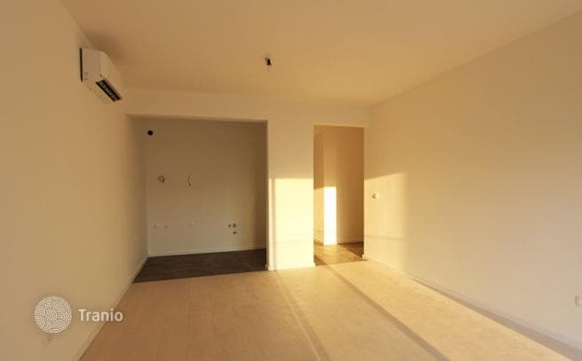 2-Bedroom Apartment with Terrace 100 m from the Sea in Lapad, Budva, photo 2