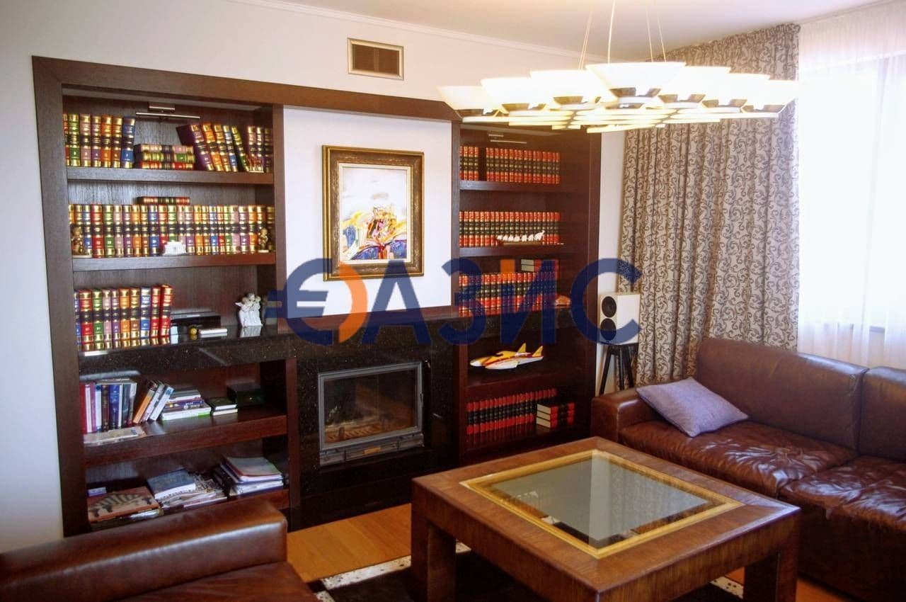 Апартаменты в Несебре, Болгария, 289.7 м²