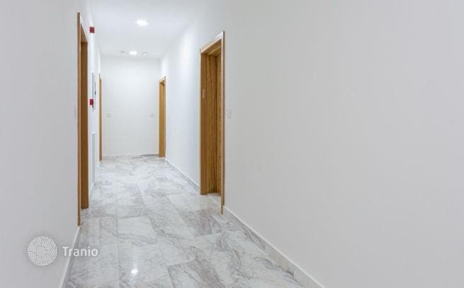 1-Bedroom Apartment with Sea View in Becici, Budva, photo 5
