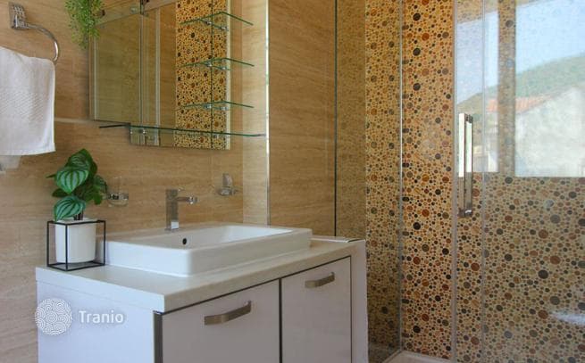 1-Bedroom Apartment with Sea View in Budva, photo 4