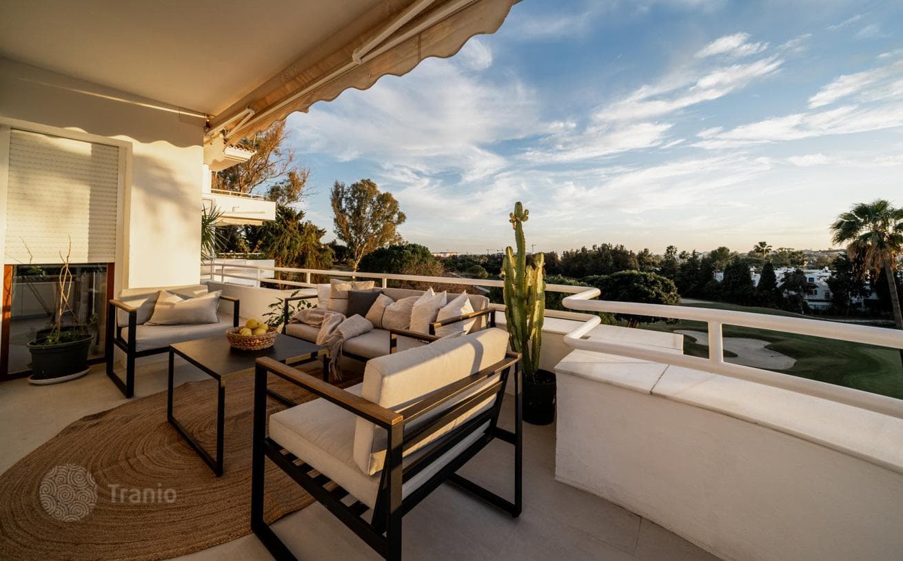 Пентхаус на продажу в Alcores del Golf, Новая Андалусия, фото 2