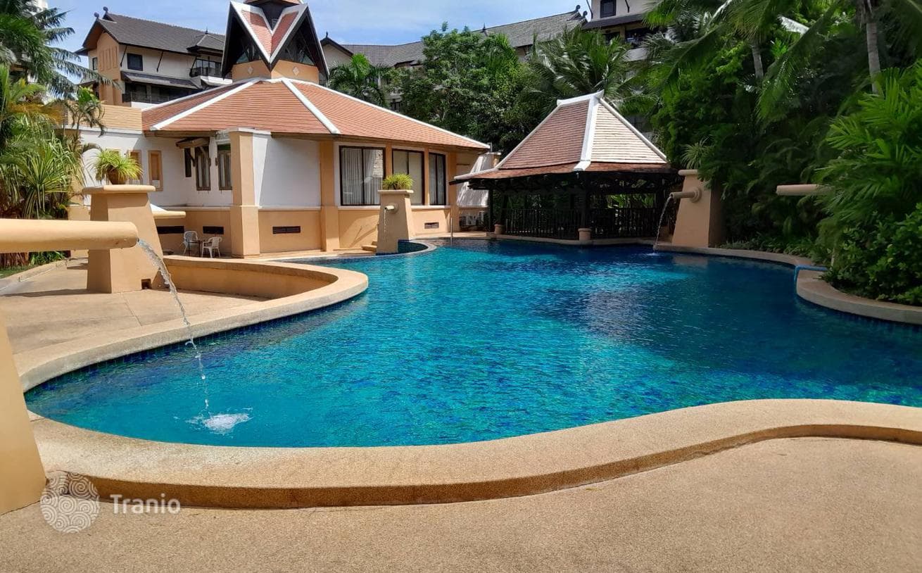 2-Bedroom Duplex with Balconies in Jomtien, photo 4