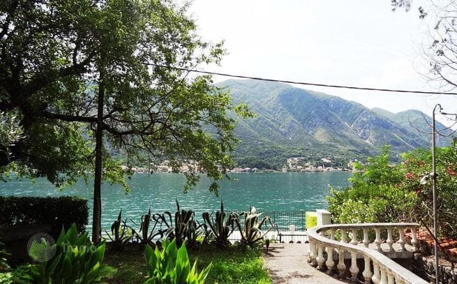4-Bedroom House with Sea View in Dobrota, Kotor, photo 5