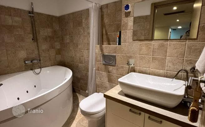2-Bedroom Apartment 180 m from the Sea in Dobrota, Kotor, photo 4