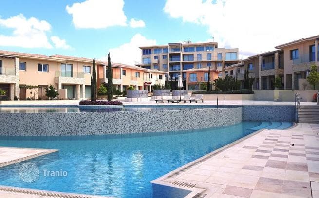2-Bedroom Apartment with Garden View in Paphos, Cyprus, photo 3