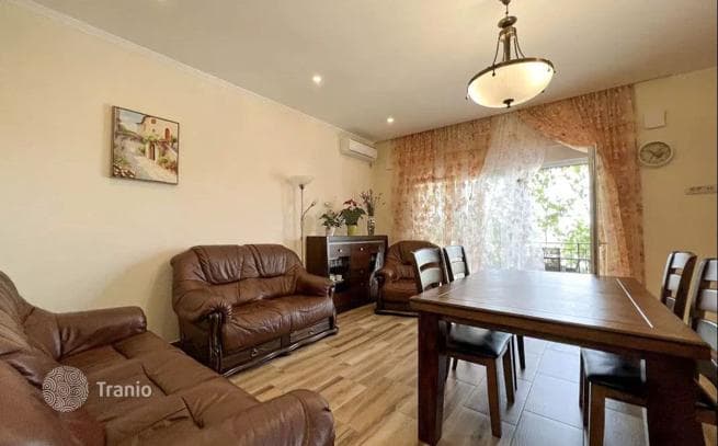 2-Bedroom Furnished House with Terraces and Sea View in Bar