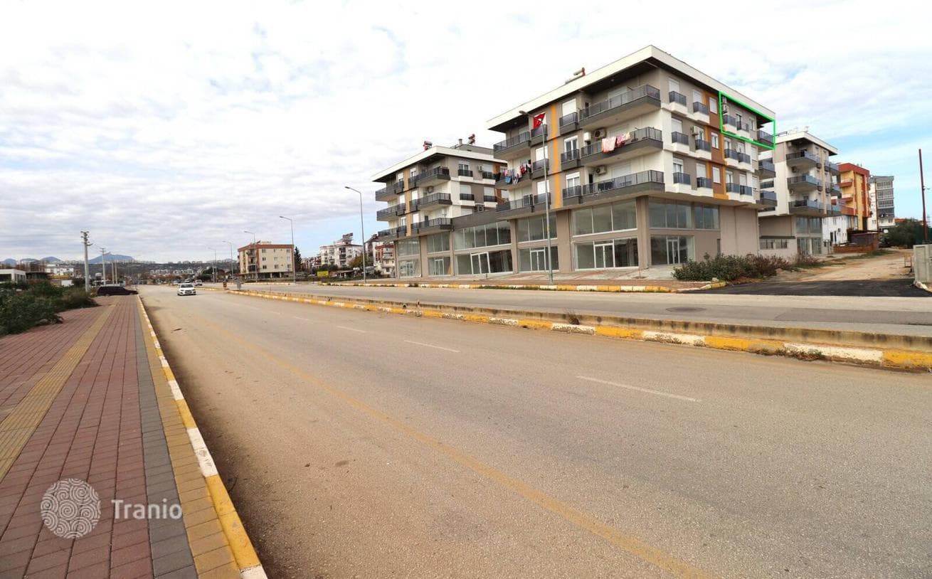 2-Bedroom Apartment with Spacious Balcony in Kepez, Antalya