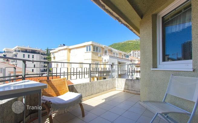 2-Bedroom Apartment with Sea View in Rafailovici, Budva