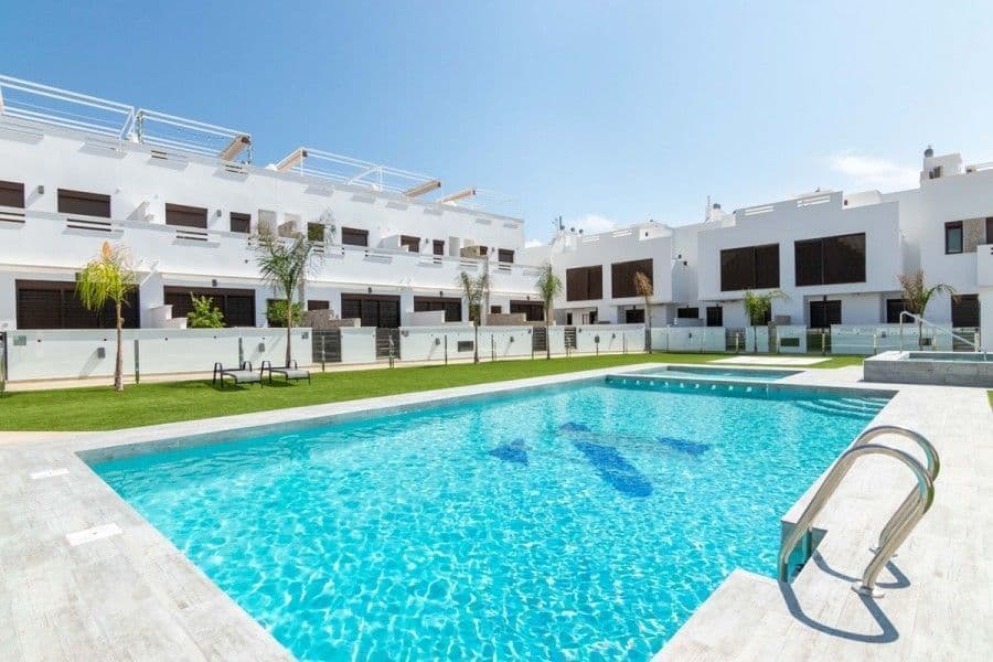 Апартаменты в Пилар-де-ла-Орадада, Испания, 65 м²