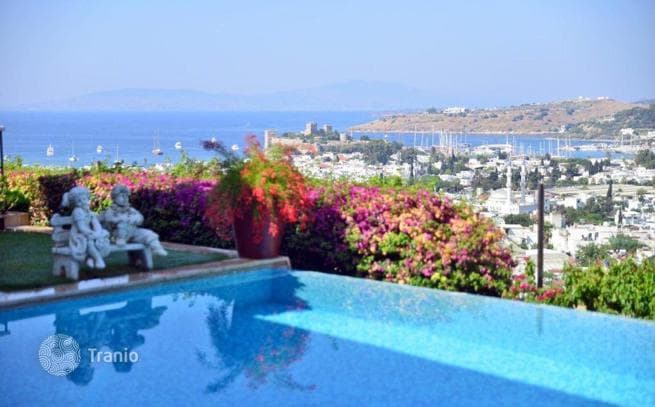 5-Bedroom Villa with Private Pool and Sea View in Bodrum, photo 2