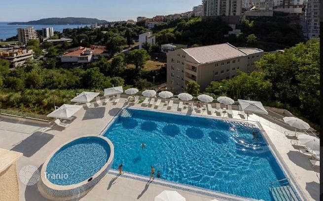 2-Bedroom Apartment near the Beach in Becici, Budva, photo 2