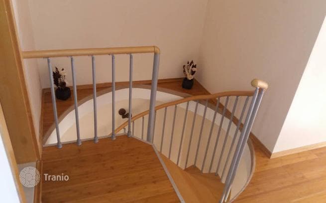 3-Bedroom Duplex Apartment with Shared Pool 300 m from the Sea in Kamenari