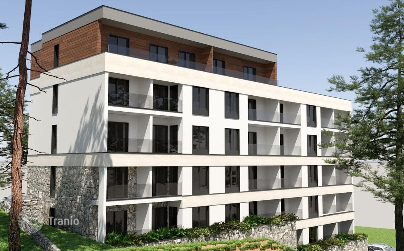 Studio Apartment 800 m from the Beach in Becici, Montenegro, photo 2
