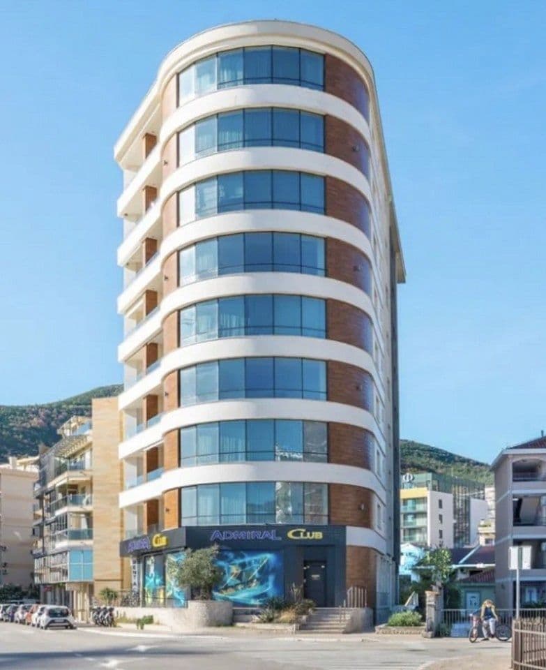 Квартира в Будве, Черногория, 72 м², фото 2