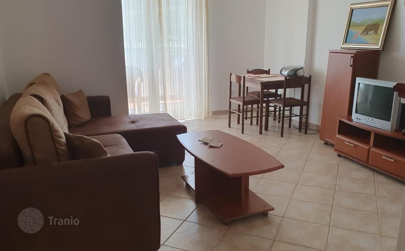 1-Bedroom Apartment in Igalo, Herceg Novi, photo 2