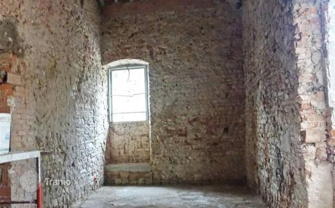 2-Bedroom Apartment in Florence, Italy, photo 4