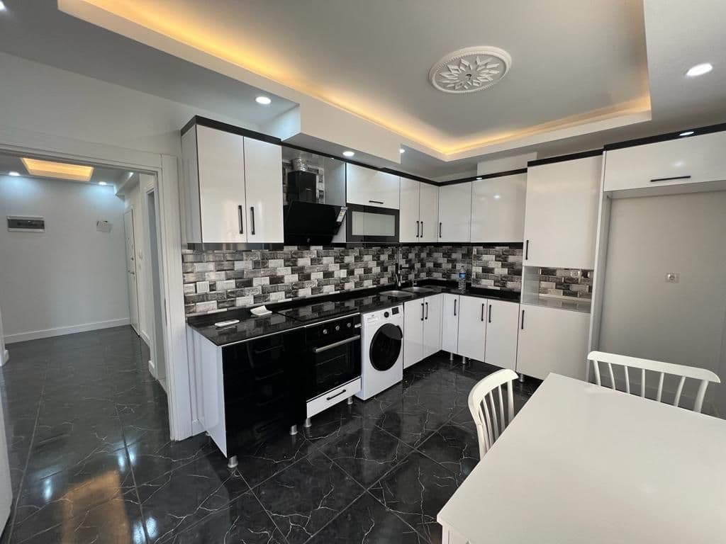 Квартира в Анталии, Турция, 100 м²