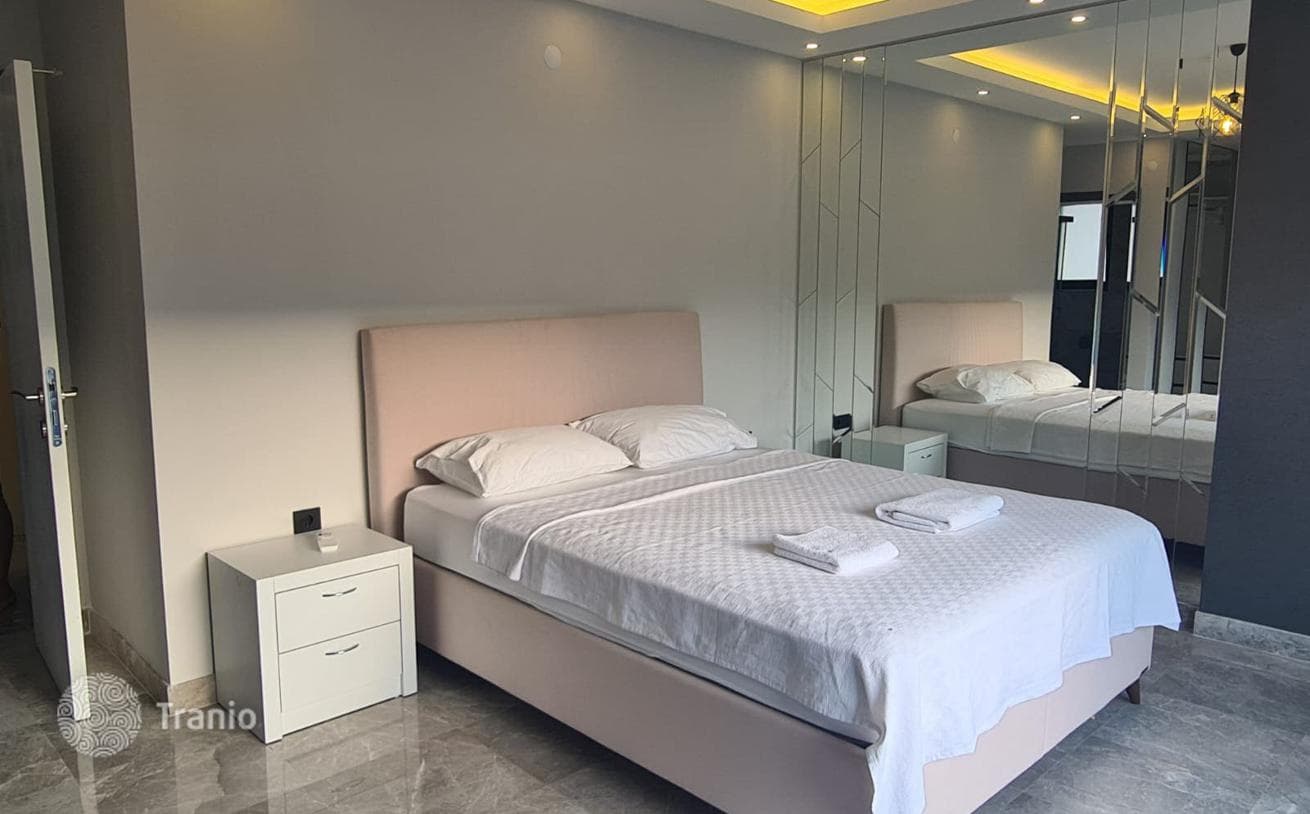 4-Bedroom Villa with Private Pool and Mountain View in Kemer, photo 5