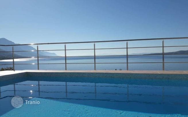 5-Bedroom Villa in Omis, Dalmatia, photo 2