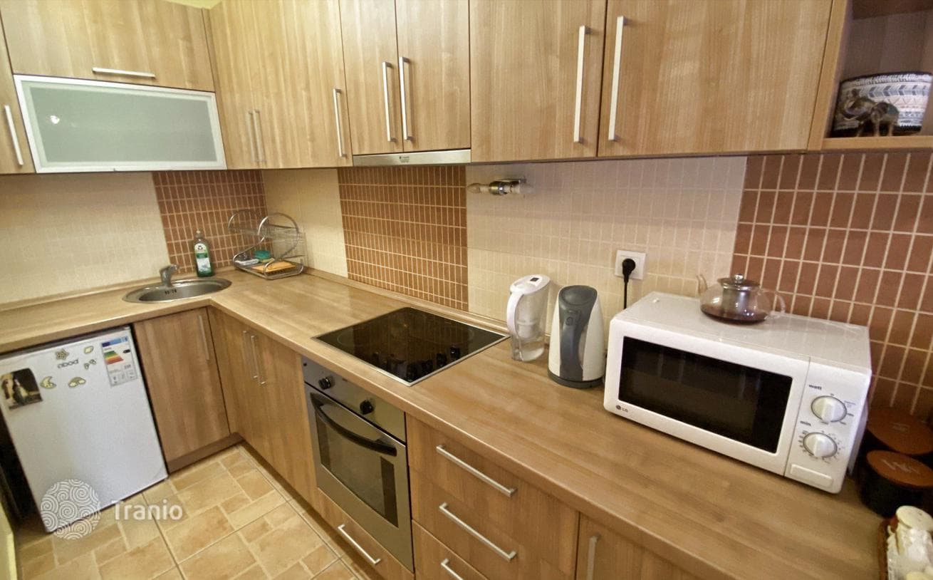 2-Bedroom Apartment with Pool in Budva, photo 2