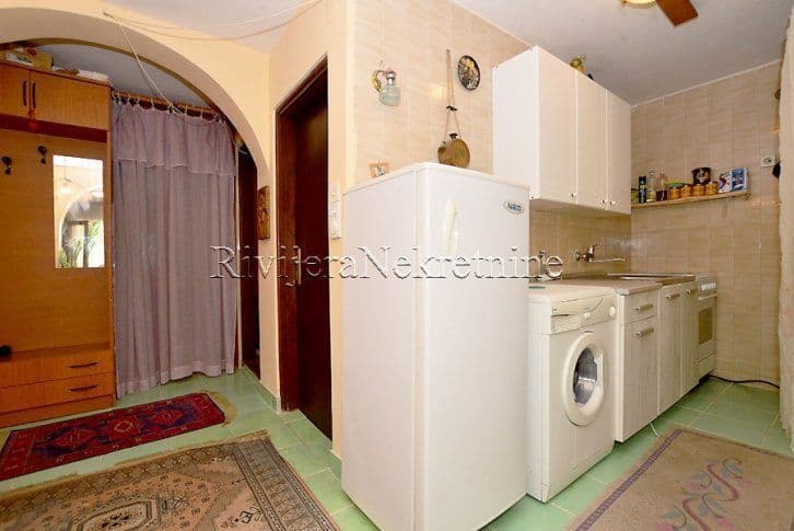 Апартаменты в Херцег-Нови, Черногория, 62 м², фото 3