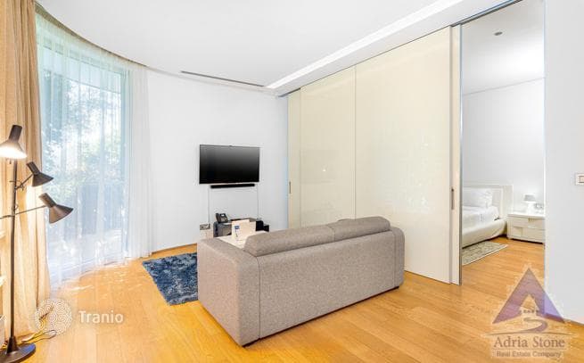 1-Bedroom Apartment with Sea View in Budva, photo 5