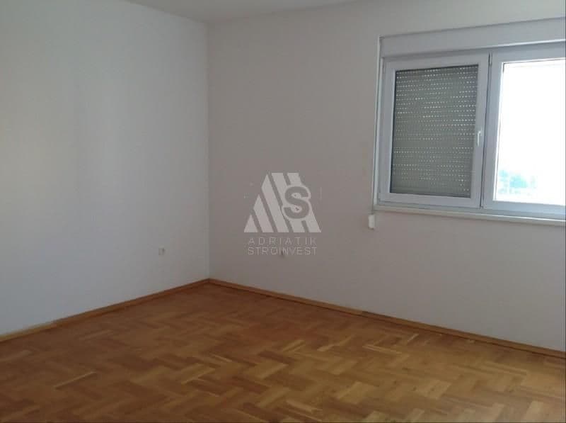 Квартира в Баре, Черногория, 100 м², фото 2